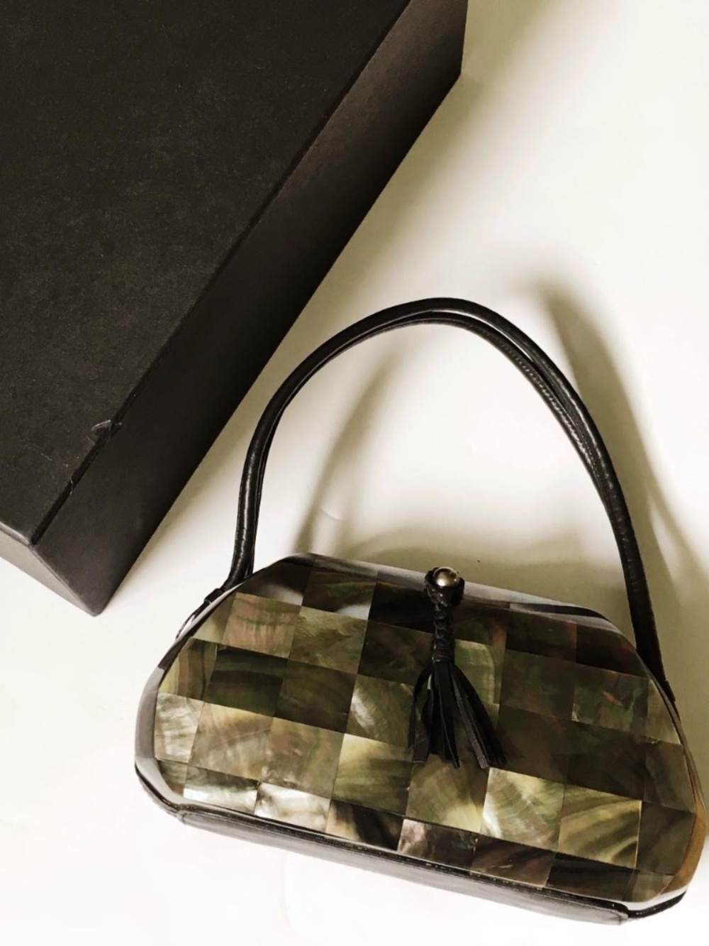 Robert Wan Tahiti Perles mother of pearl designer couture evening bag purse